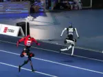 Un robot chino corrió los 100 metros más rápido que Usain Bolt