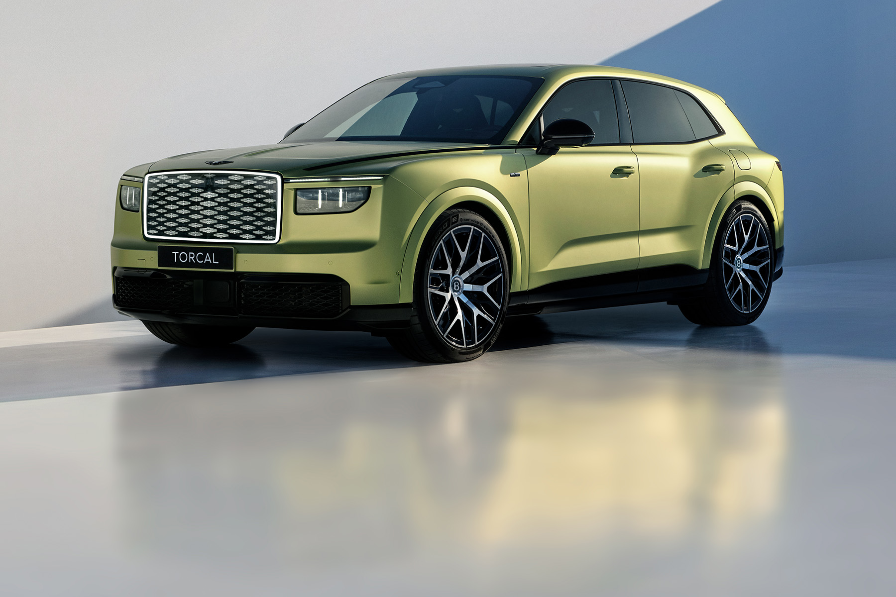 Bentley se baja del plazo 2030 y muestra el Torcal, su primer eléctrico Bentley se baja del plazo 2030 y muestra el Torcal, su primer eléctrico
