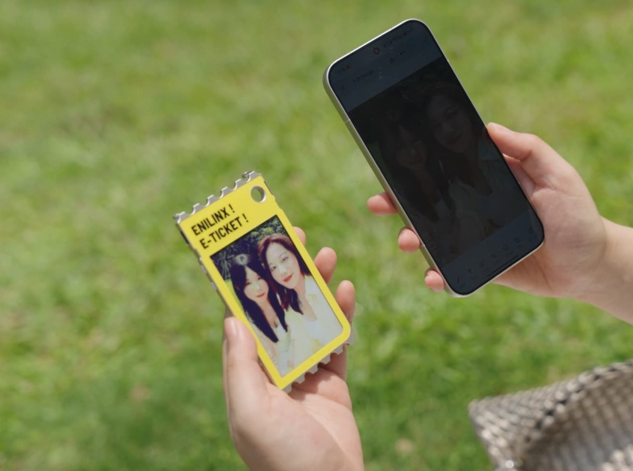 TICKEY, el clip e-paper que saca tus fotos del celular y las deja a la vista TICKEY, el clip e-paper que saca tus fotos del celular y las deja a la vista