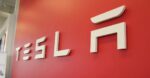 Tesla entregó menos autos que el año pasado, pero le volvió a ganar a las proyecciones de Wall Street